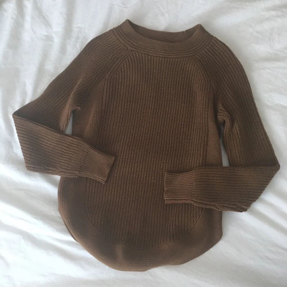 Lord & Taylor knit camel sweater (NWOT) - Picture 4 of 6